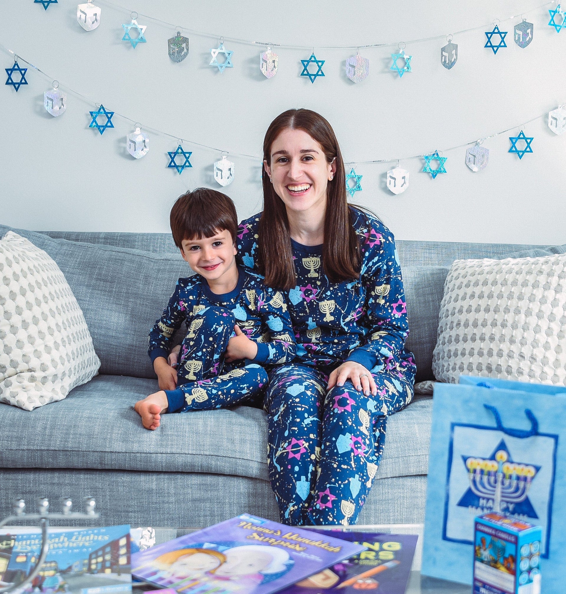 Sara's Prints Pajamas Hanukkah Splatter Paint Pajamas, Adults Unisex Sizes XS - XL