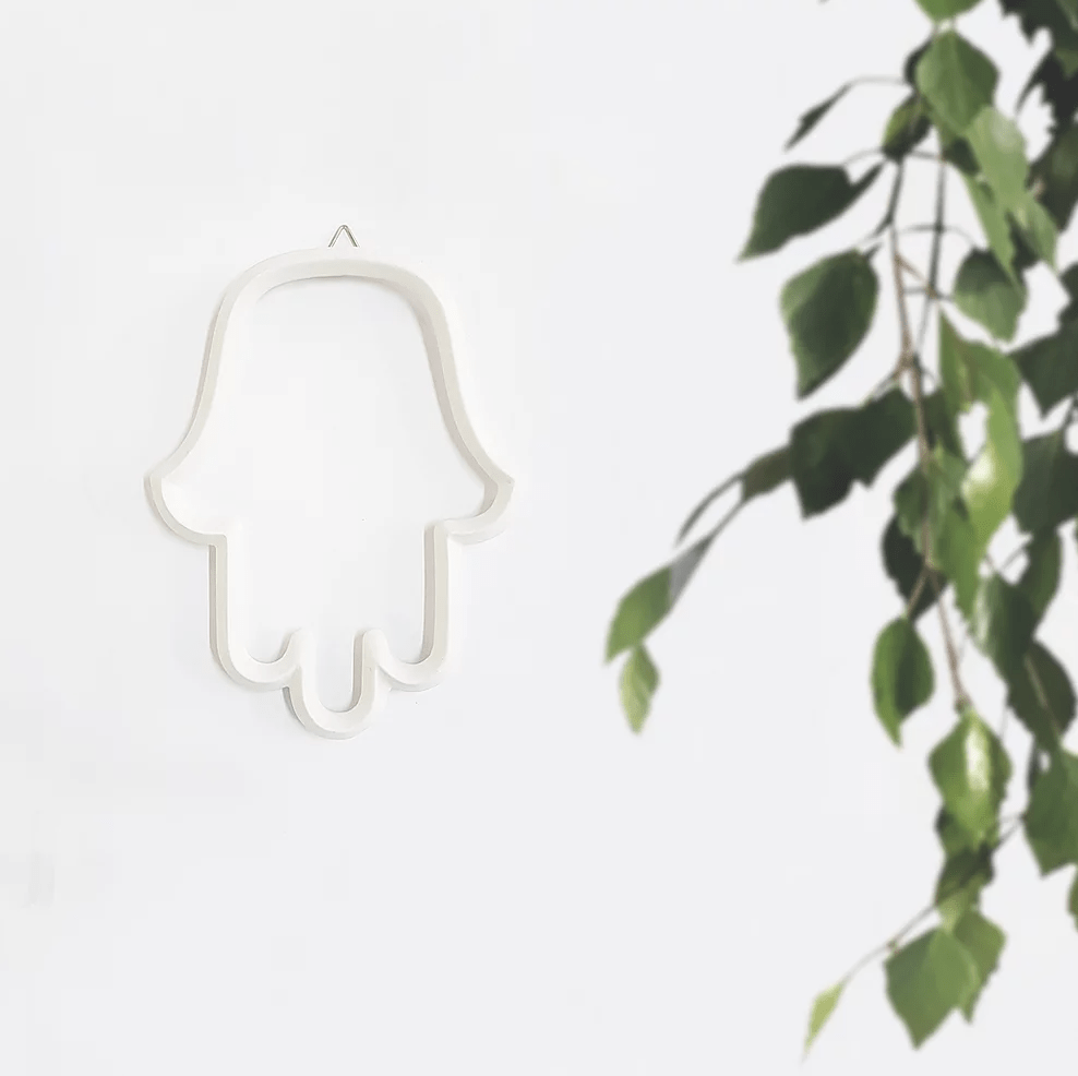 Yahalomis Wall Hamsas Ceramic Wall Hamsa - White or Grey