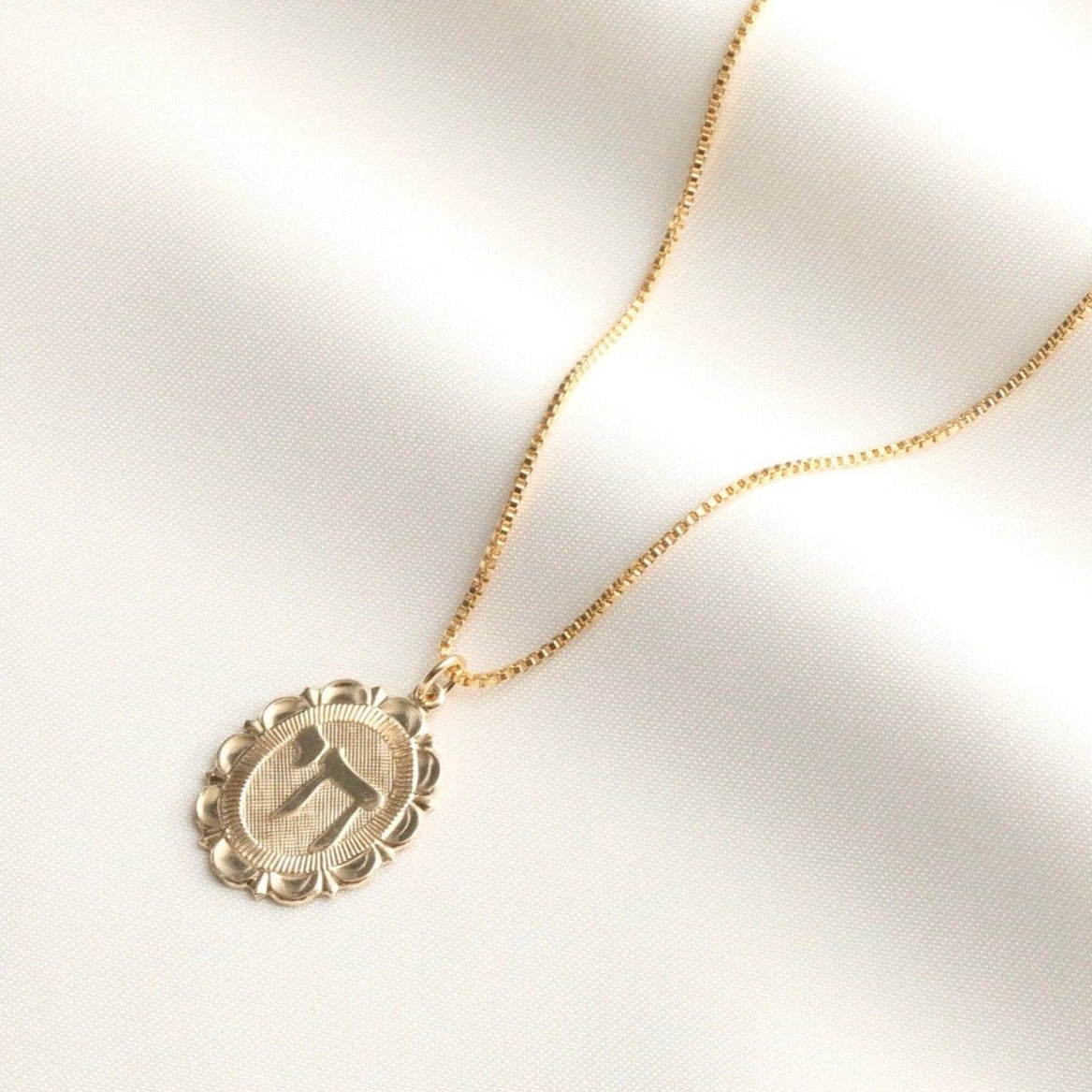 ModernTribe Necklaces Chai Gold Medallion Necklace