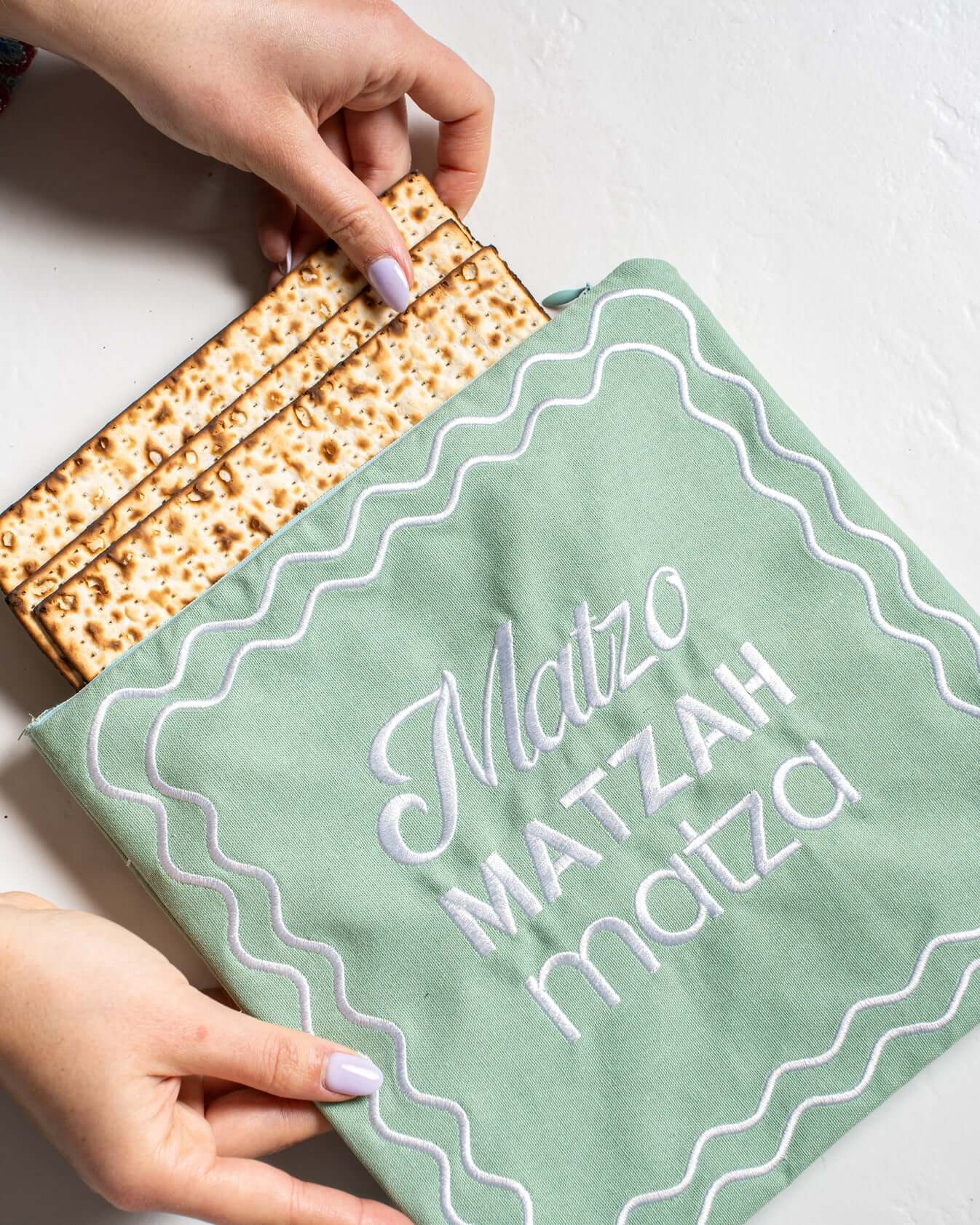 The Nosh Table - Matzo Matzah Matza Cover - ModernTribe