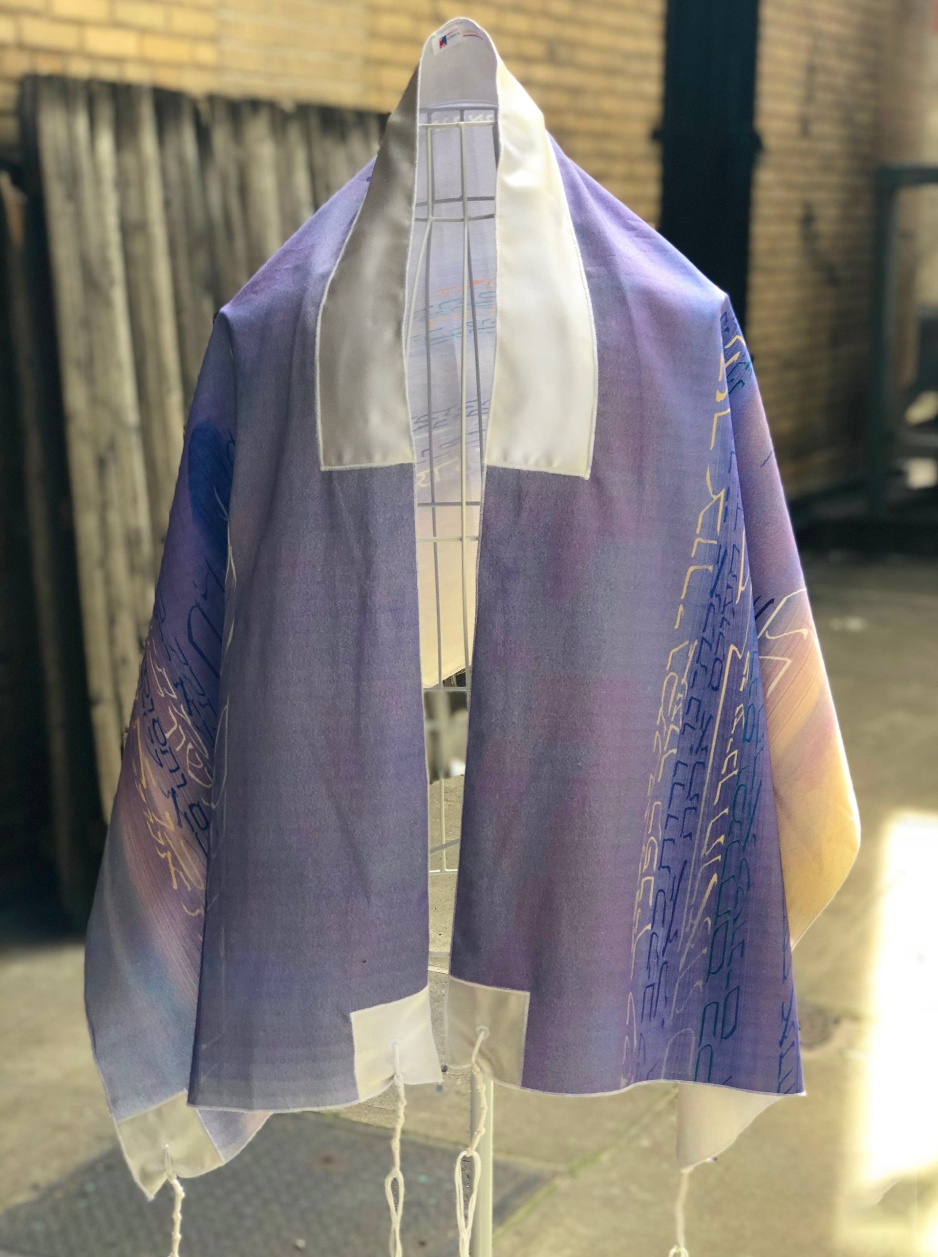Goren Judaica Tallises Shahar Avakeshka Tallit