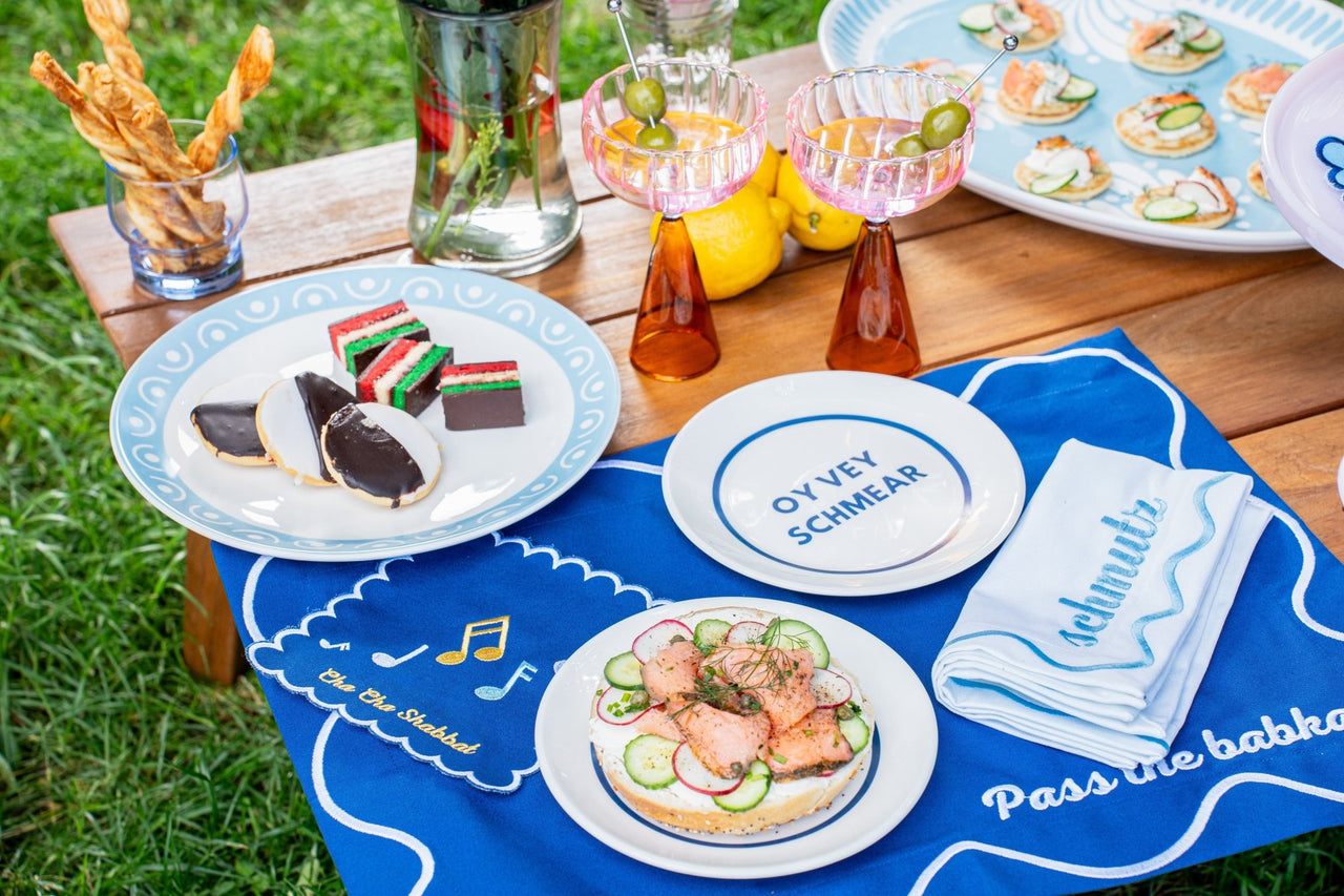 The Nosh Table - Time to Nosh Placemats - Set of 4 - (Blue or White) - ModernTribe