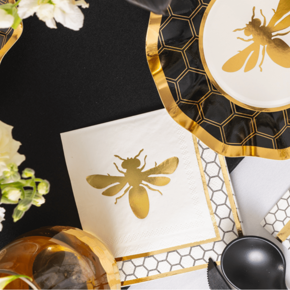 Sophistiplate Challah Boards Rosh Hashanah Bevel Board Kit with Gold Spreader and Bee Napkins