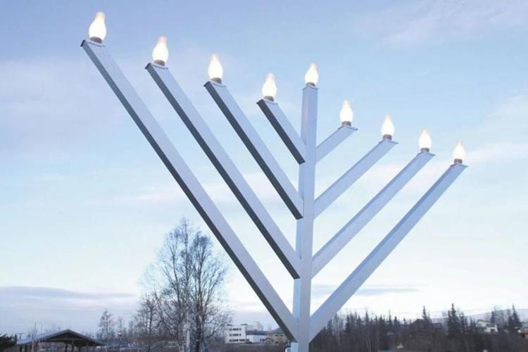 Menorah.net - Indoor/Outdoor Smart LED Menorah - 9' - ModernTribe