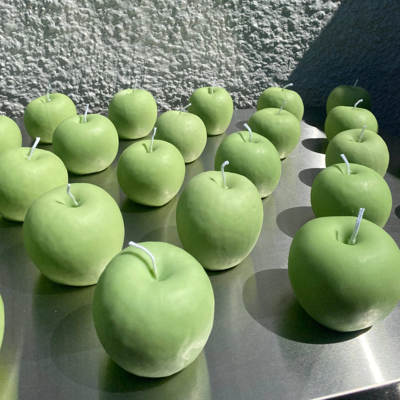 Scandles - Shana Tova Apple Candle - Green - ModernTribe