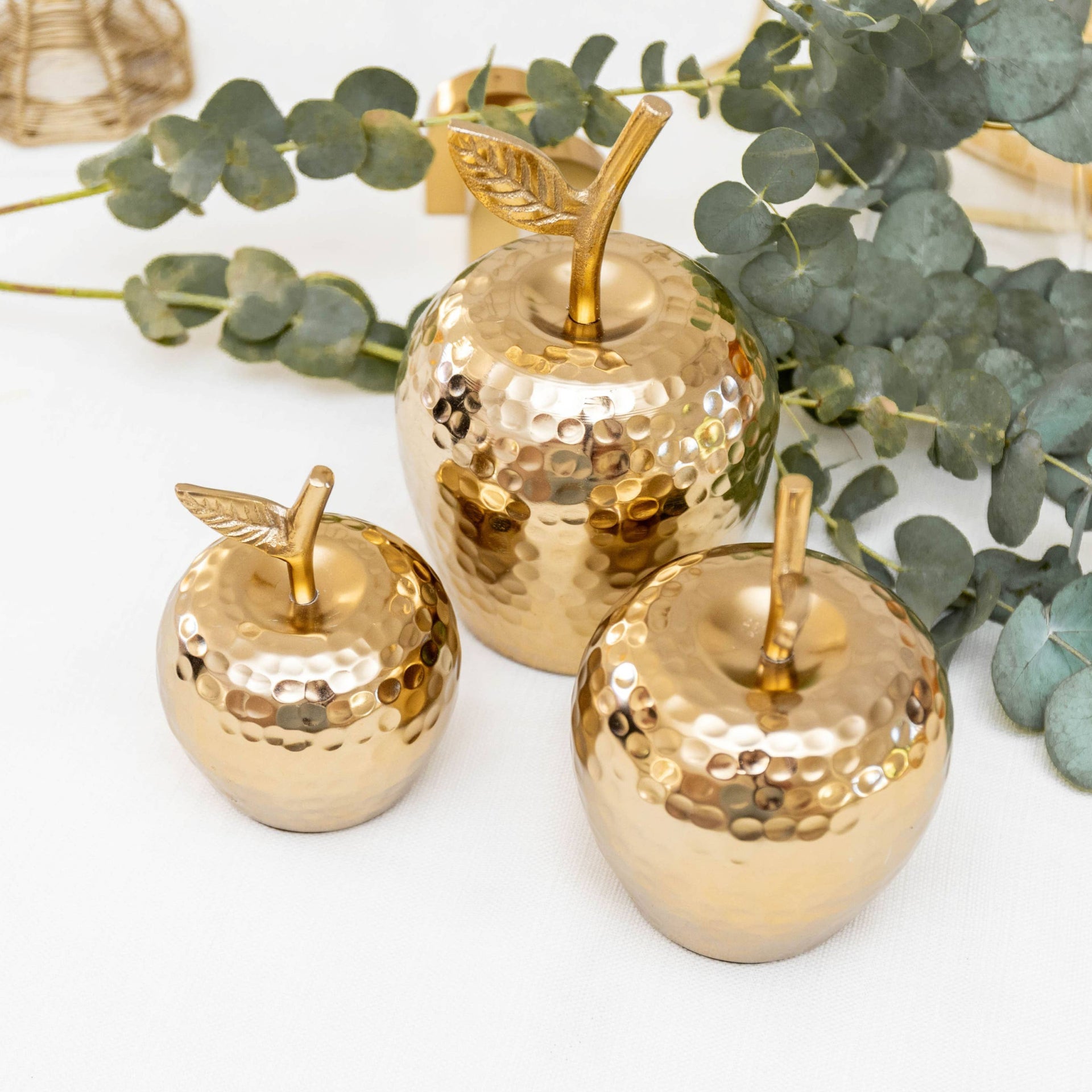 AULICA Decorations Golden Decorative Apple 9x9x12cm