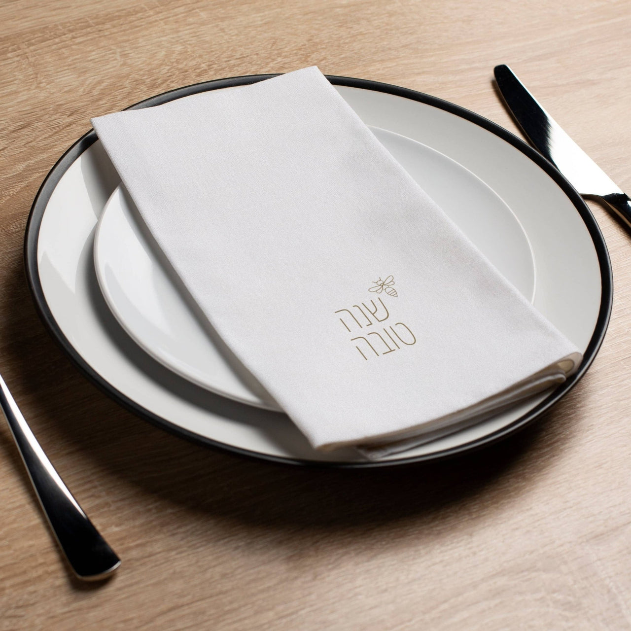 Altoonastore - Gold Bee Shana Tova Napkins - Set of 16 - ModernTribe