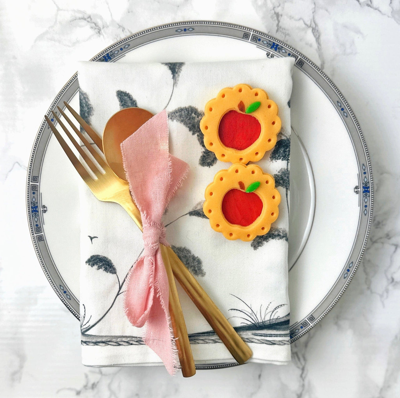 Marzipops - Rosh Hashanah Linzer Apples - ModernTribe