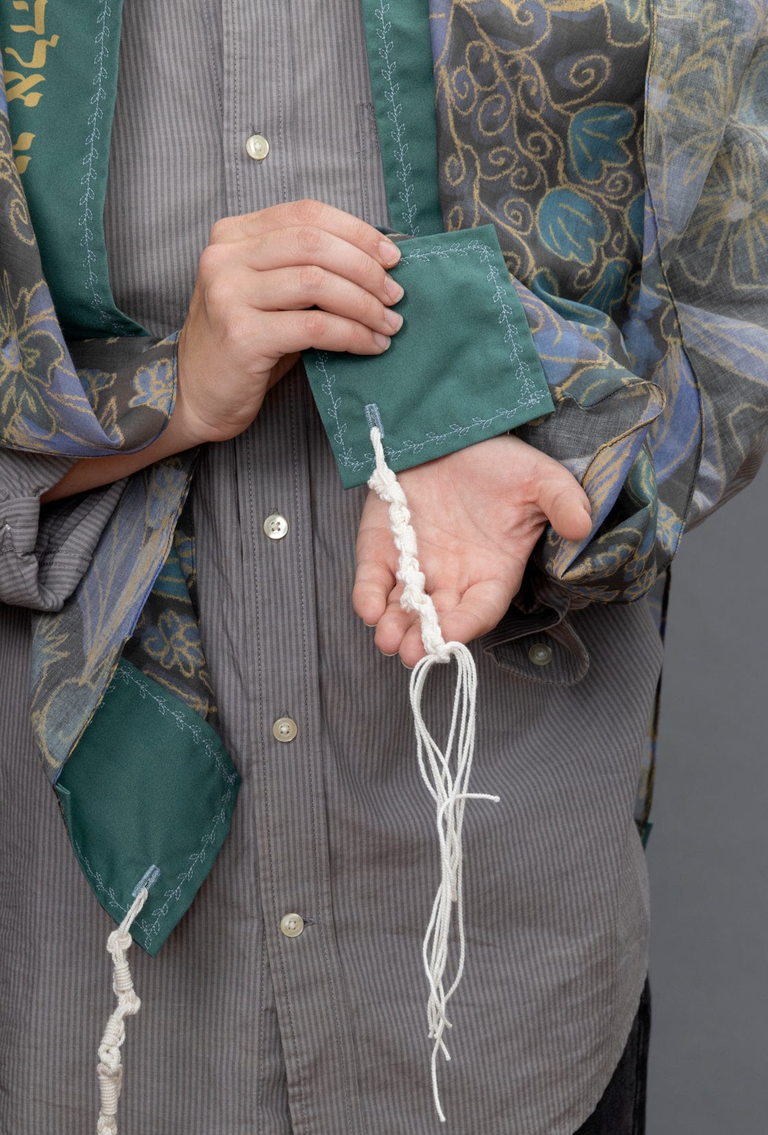 Elly Bovarnick Studios - Dark Blue, Green, and Yellow Pomegranates with Leaf Trim Tallit - ModernTribe