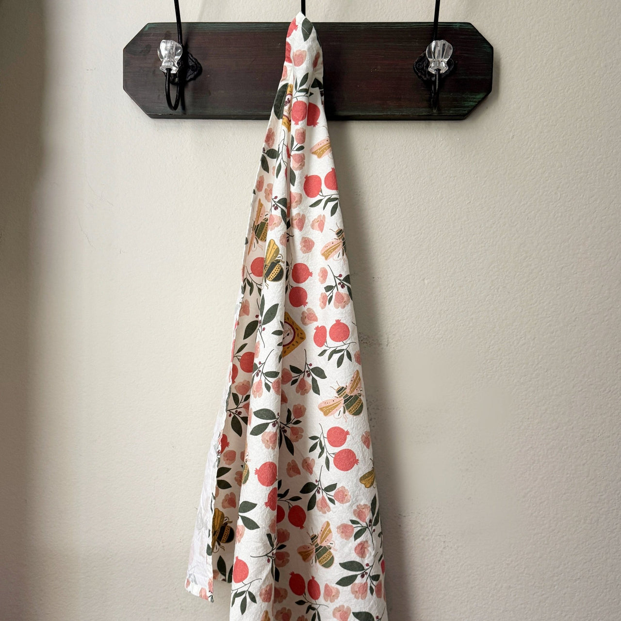 Jewish Together - Rosh Hashanah Honey and Blooms Tea Towel - ModernTribe