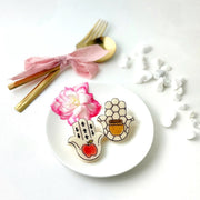 Marzipops Food Rosh Hashanah Hamsa Placecards