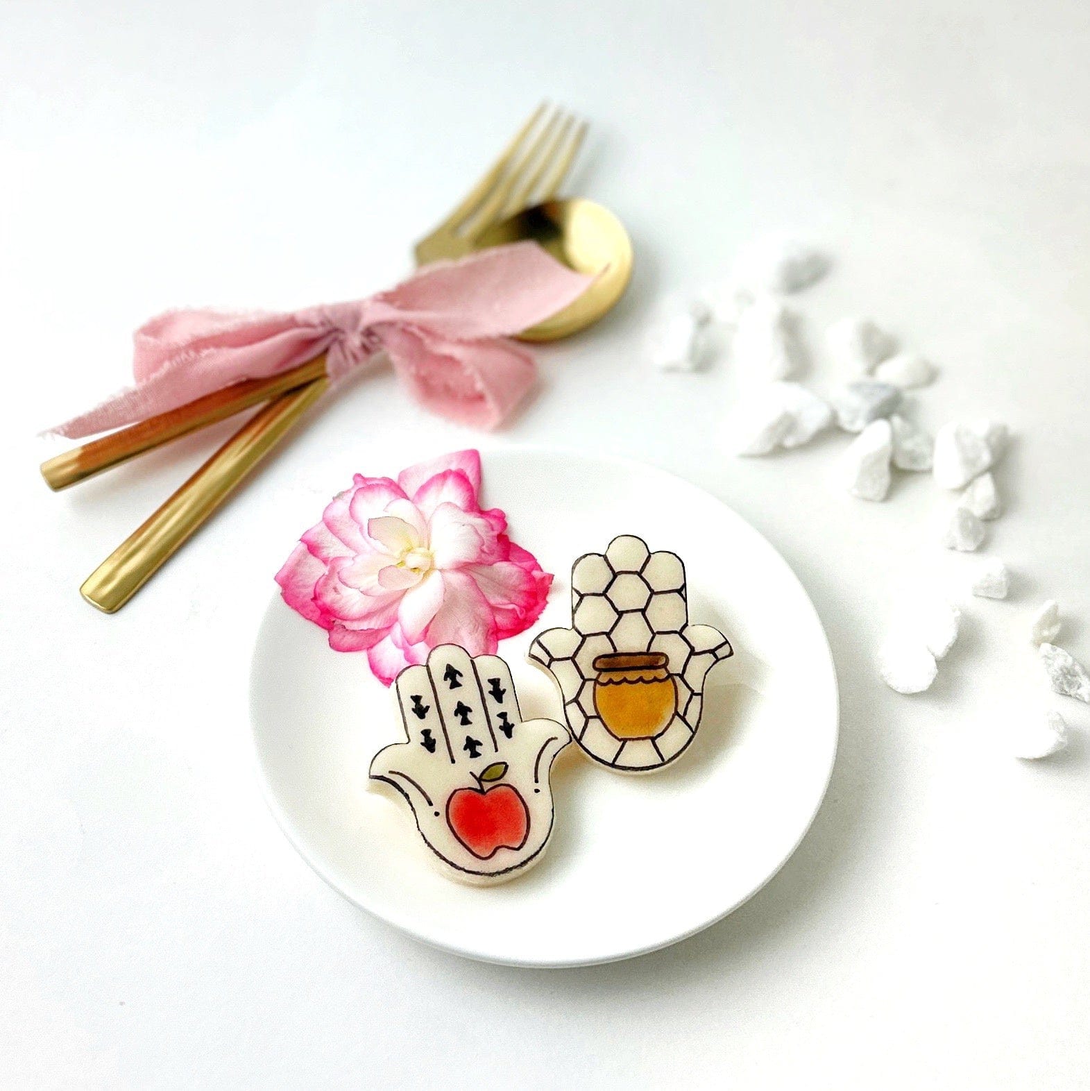 Marzipops Food Rosh Hashanah Hamsa Placecards