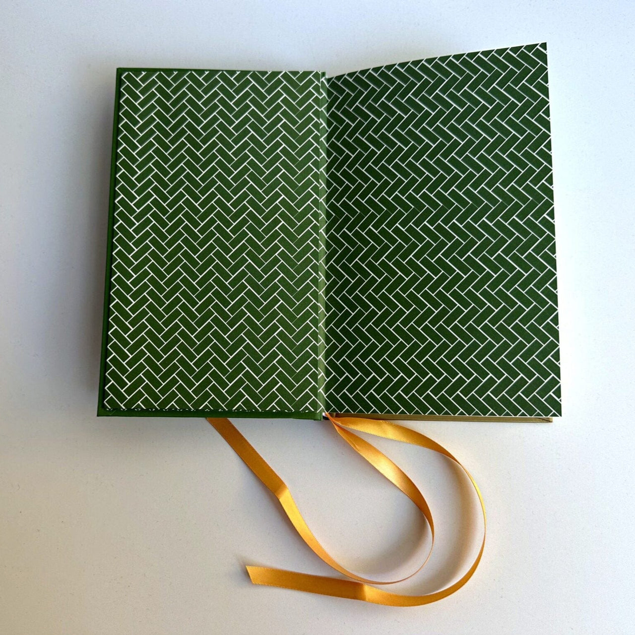 Gold Herring - The Jewish Planner 5786 (2025 - 2026) - ModernTribe