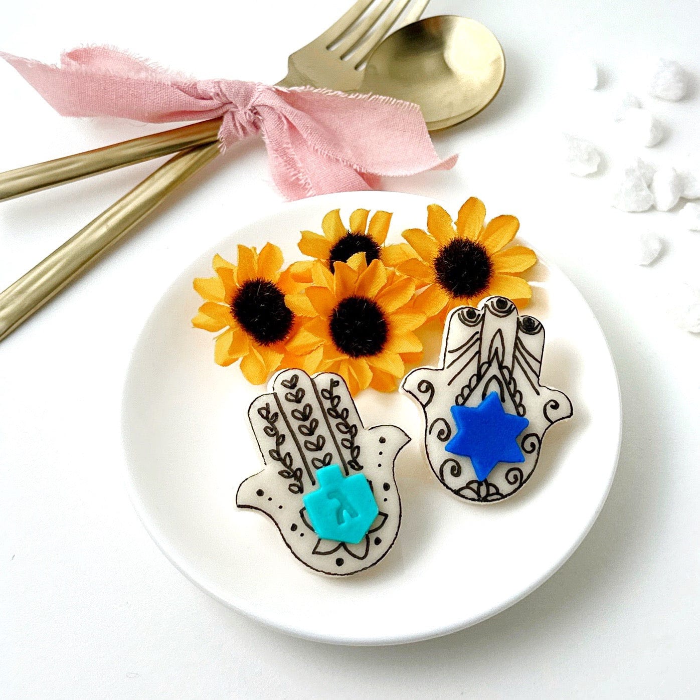 Marzipops Food Hanukkah Hamsa Placecards