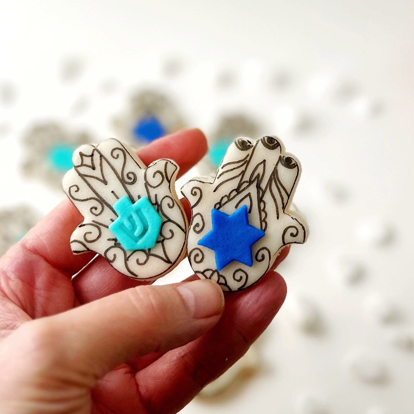 Marzipops Food Hanukkah Hamsa Placecards
