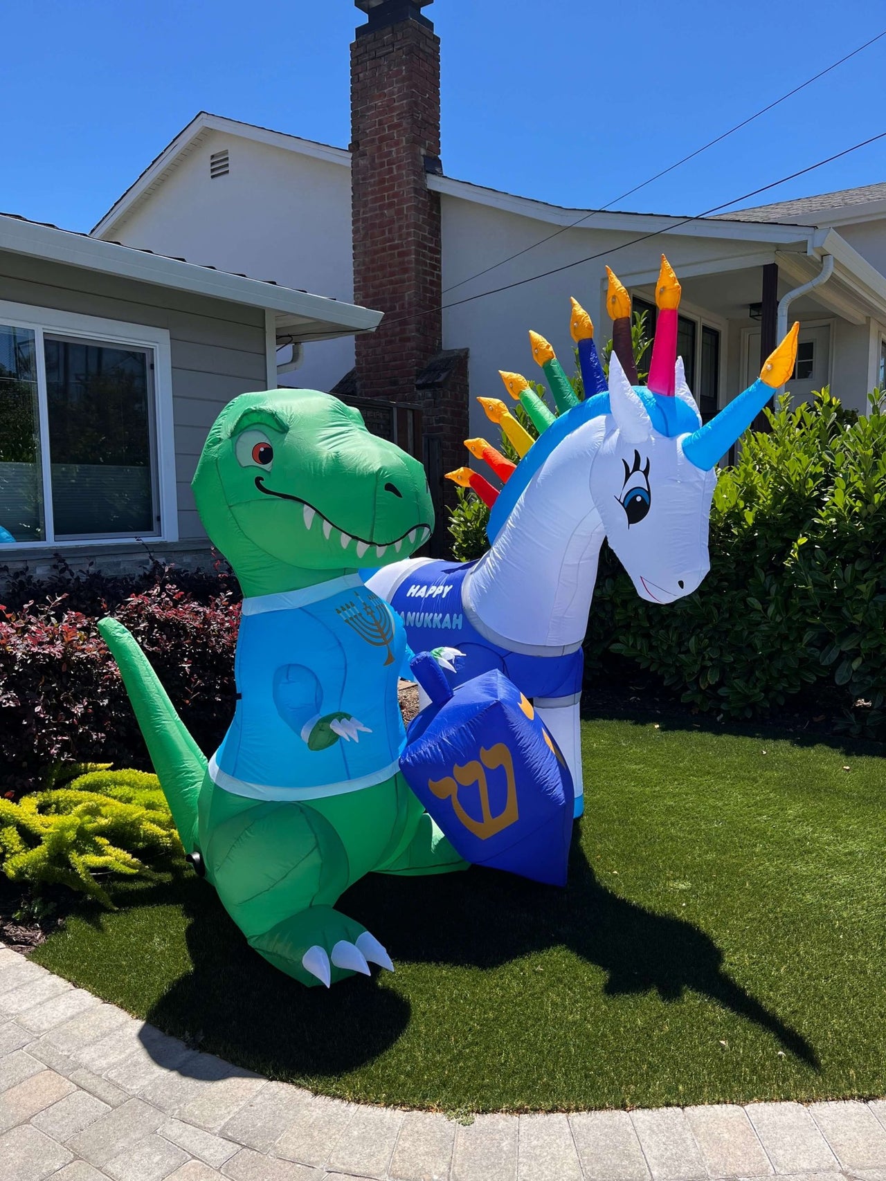 Hanukkah Superstore - Dinokkah the Hanukkah Dinosaur Inflatable - ModernTribe