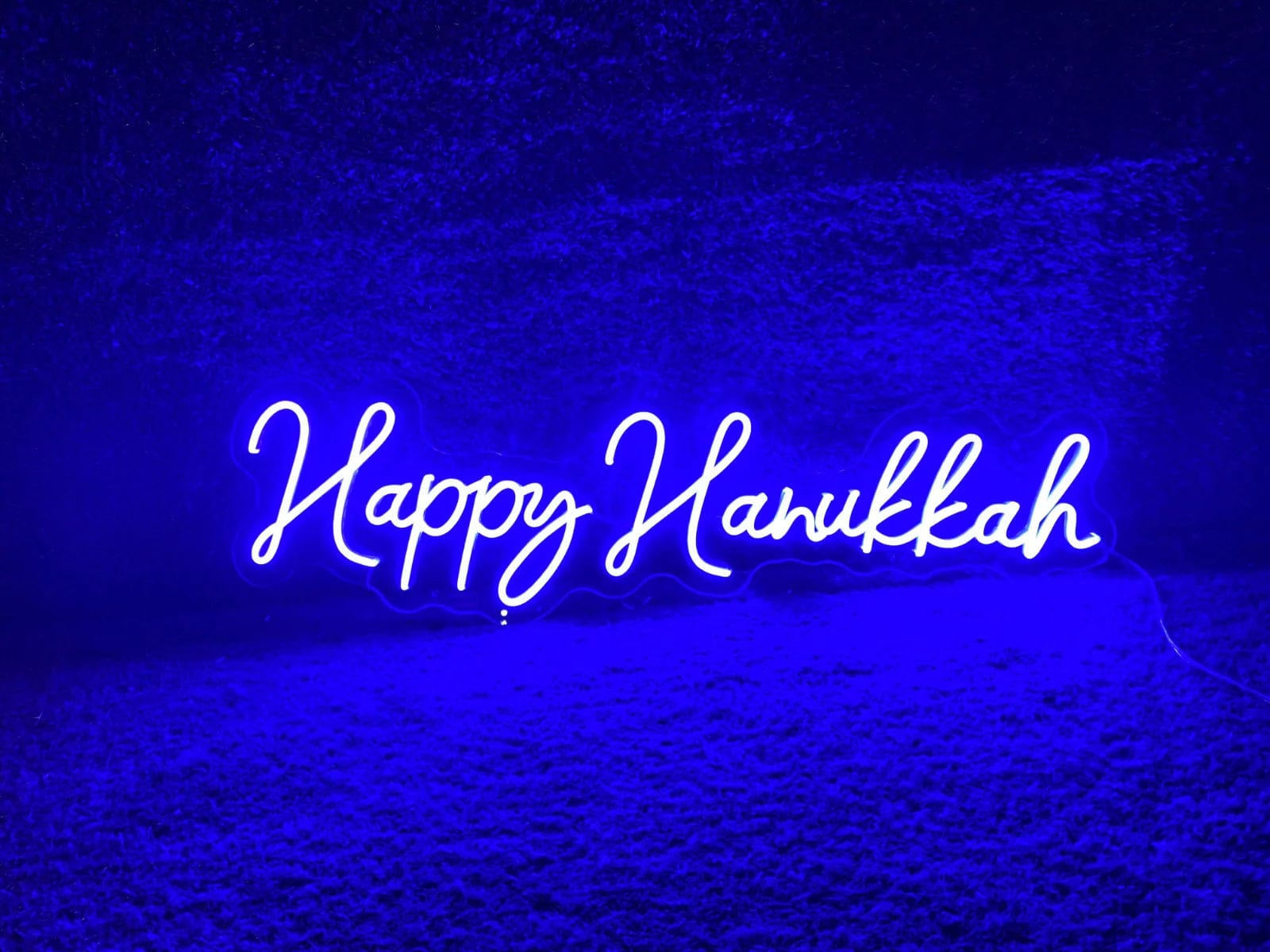 Hanukkah Superstore Decorations LED Neon 'Happy Hanukkah' Sign – Festive Holiday Décor