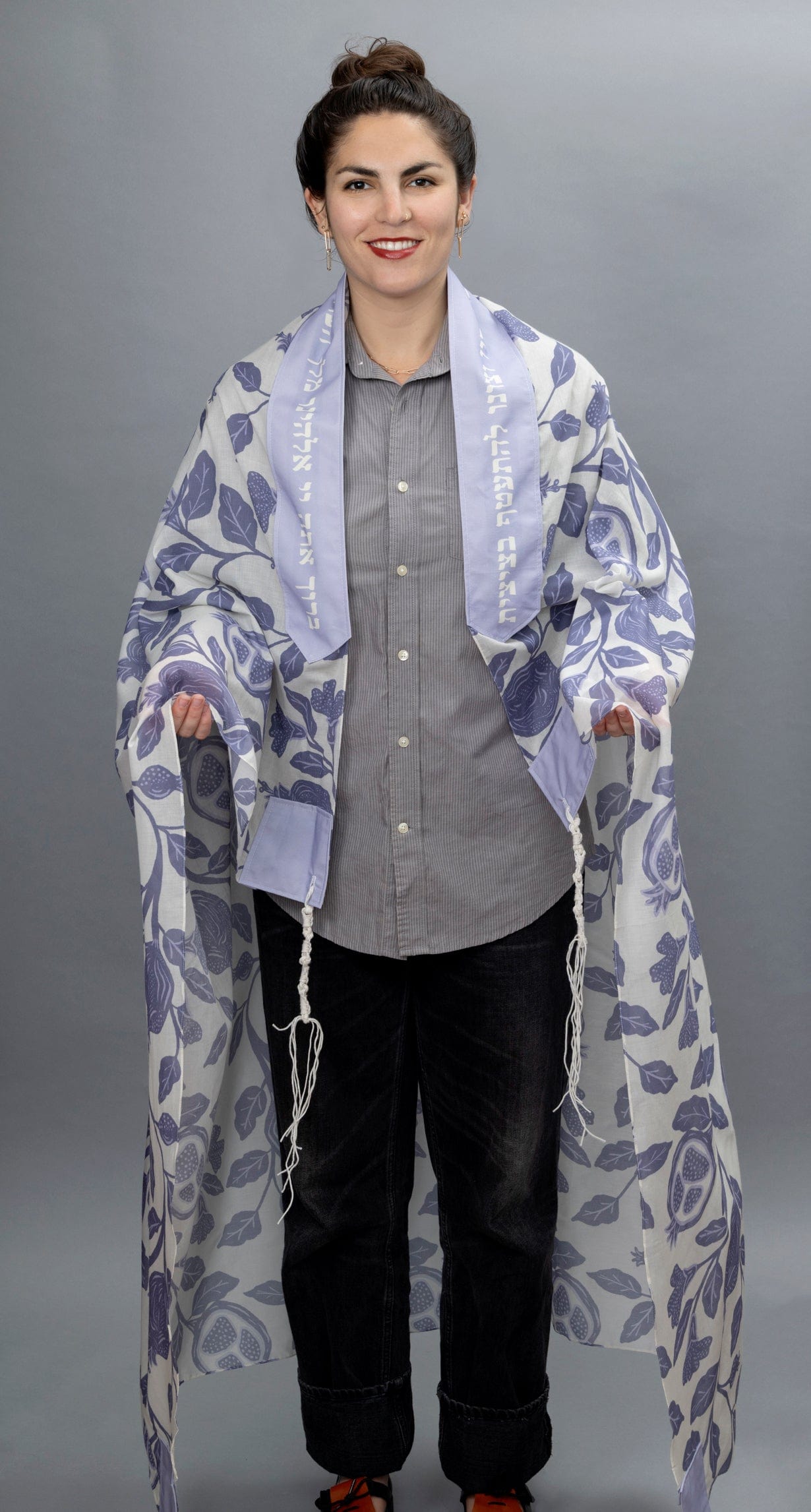 Elly Bovarnick Studios - Lavender and Blue Pomegranates on the Vine Cotton Tallit - ModernTribe