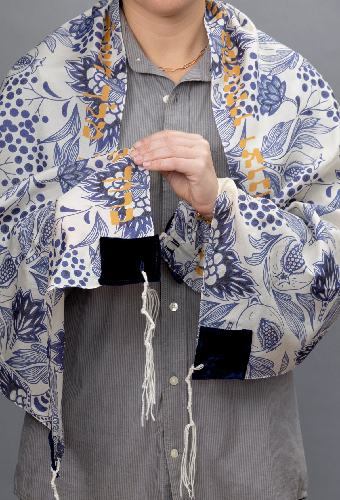 Elly Bovarnick Studios - Navy Blue Pomegranates Silk and Velvet Tallit - ModernTribe