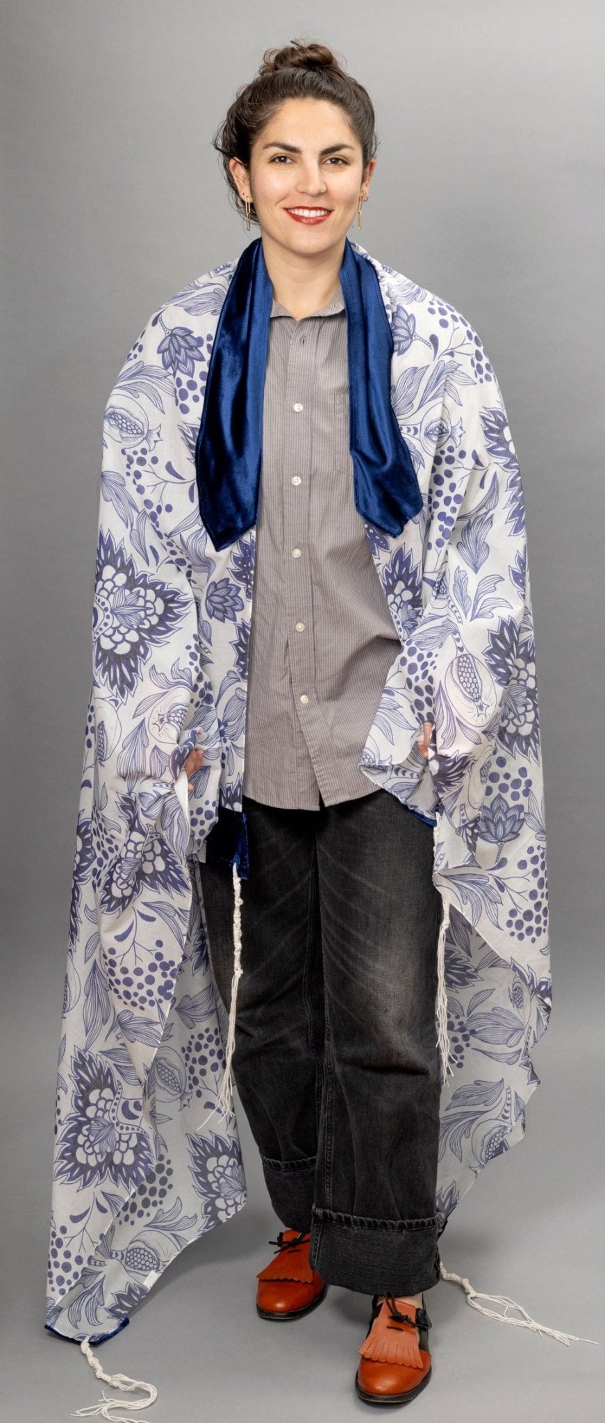 Elly Bovarnick Studios - Navy Blue Pomegranates with Cotton Velvet Tallit - ModernTribe