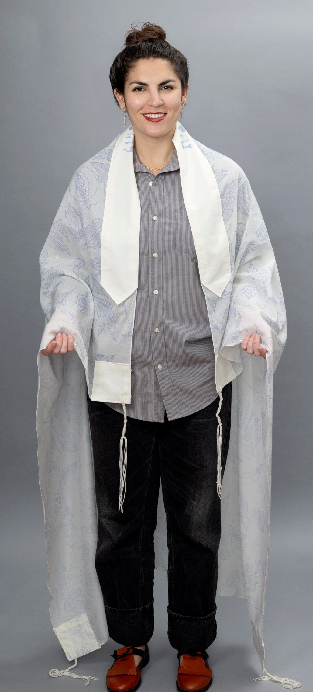 Elly Bovarnick Studios - Pale Blue and White Ink Pomegranates Cotton Tallit - ModernTribe