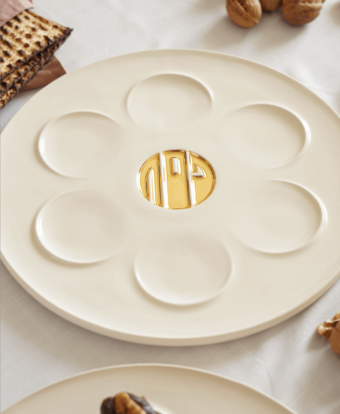 Yahalomis - Handmade Modern Ceramic Seder Plate - 24k Gold - ModernTribe