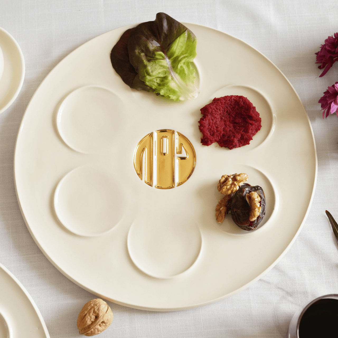 Yahalomis - Handmade Modern Ceramic Seder Plate - 24k Gold - ModernTribe