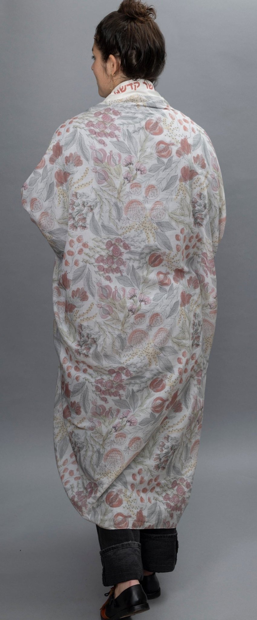 Elly Bovarnick Studios - Watercolor Pomegranate with Seafoam Beading Tallit - ModernTribe