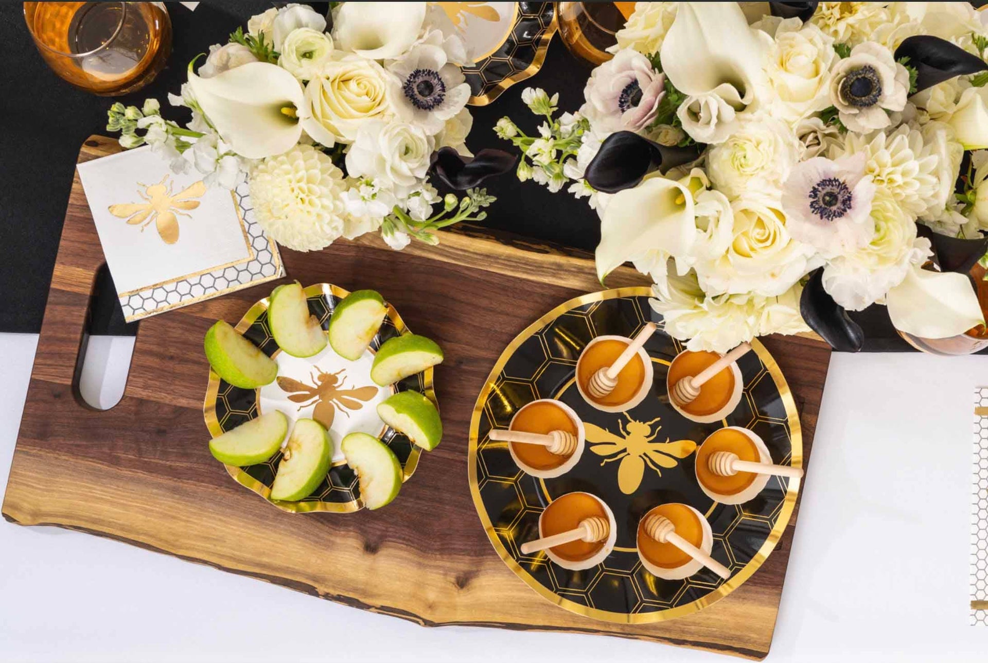 Sophistiplate Dining Plates Honeybee Wavy Paper Appetizer and Dessert Bowls - Set of 8