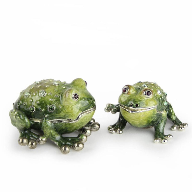 Quest Collection - Hand - Painted Plague Frogs Salt and Pepper Set - ModernTribe