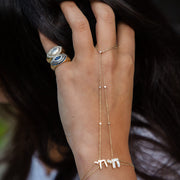 Les Petit Jewels Bracelets Chai Hand Chain - 14k Gold