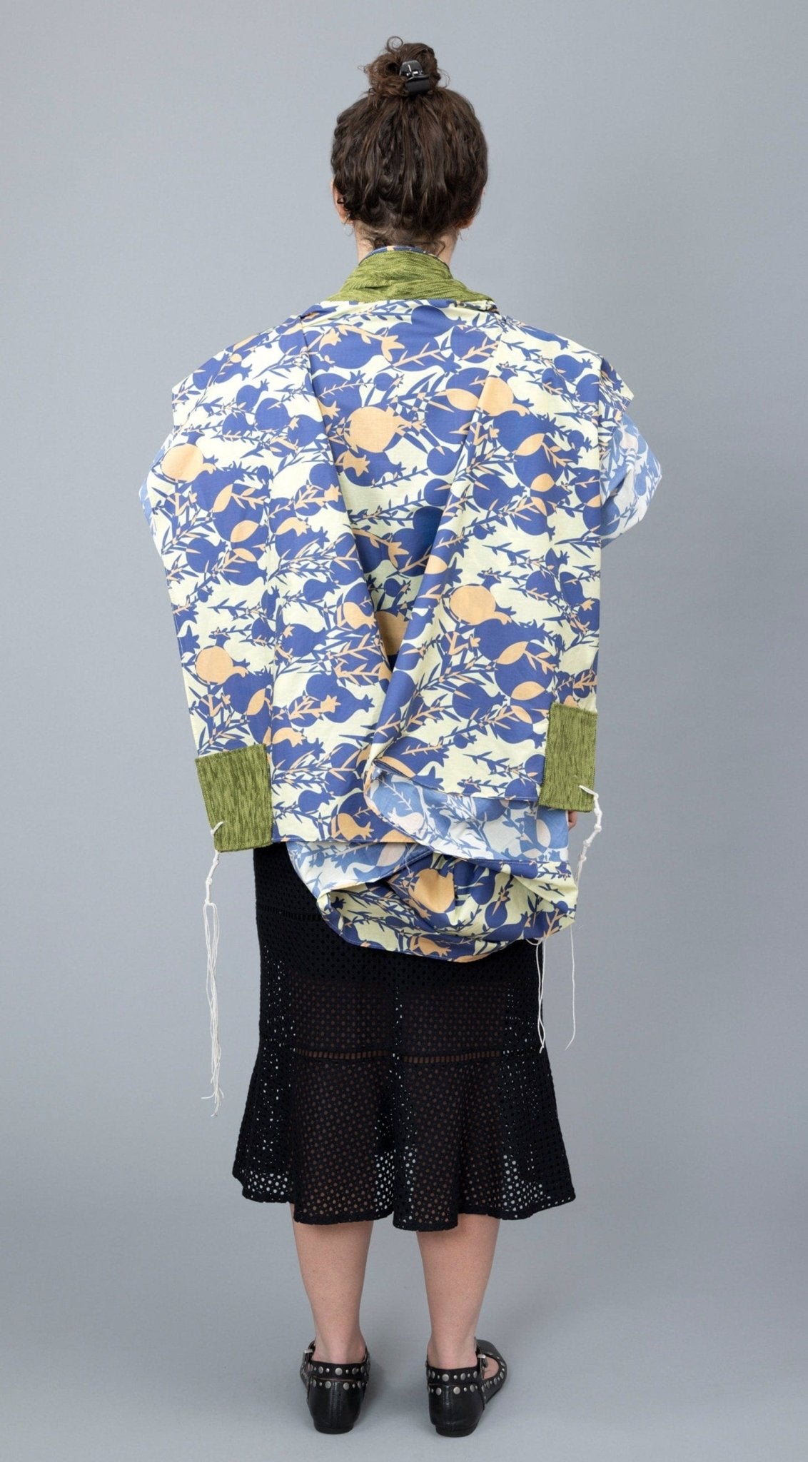 Elly Bovarnick Studios - Blue Pomegranates with Green Cotton Tallit - ModernTribe