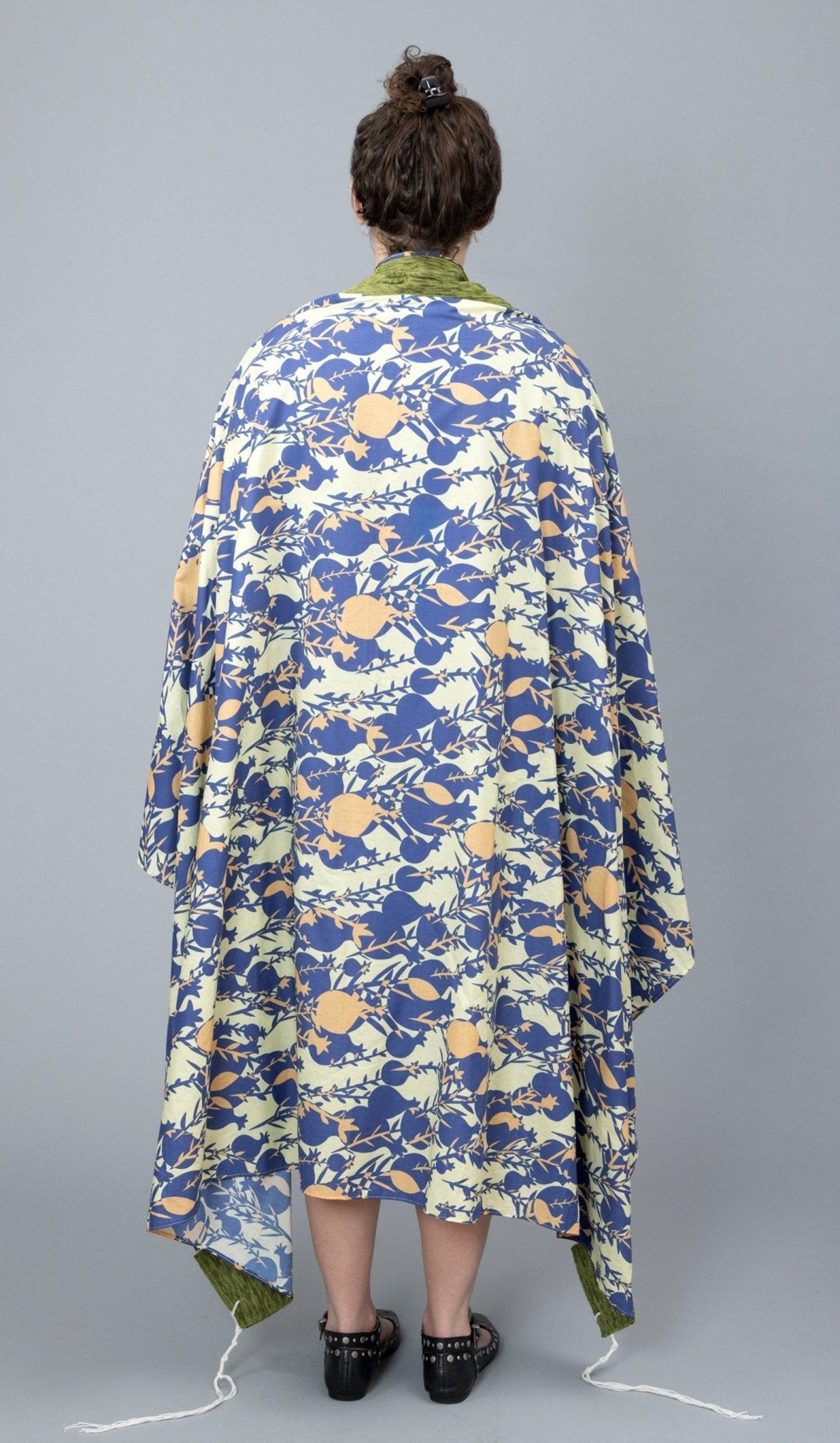 Elly Bovarnick Studios - Blue Pomegranates with Green Cotton Tallit - ModernTribe