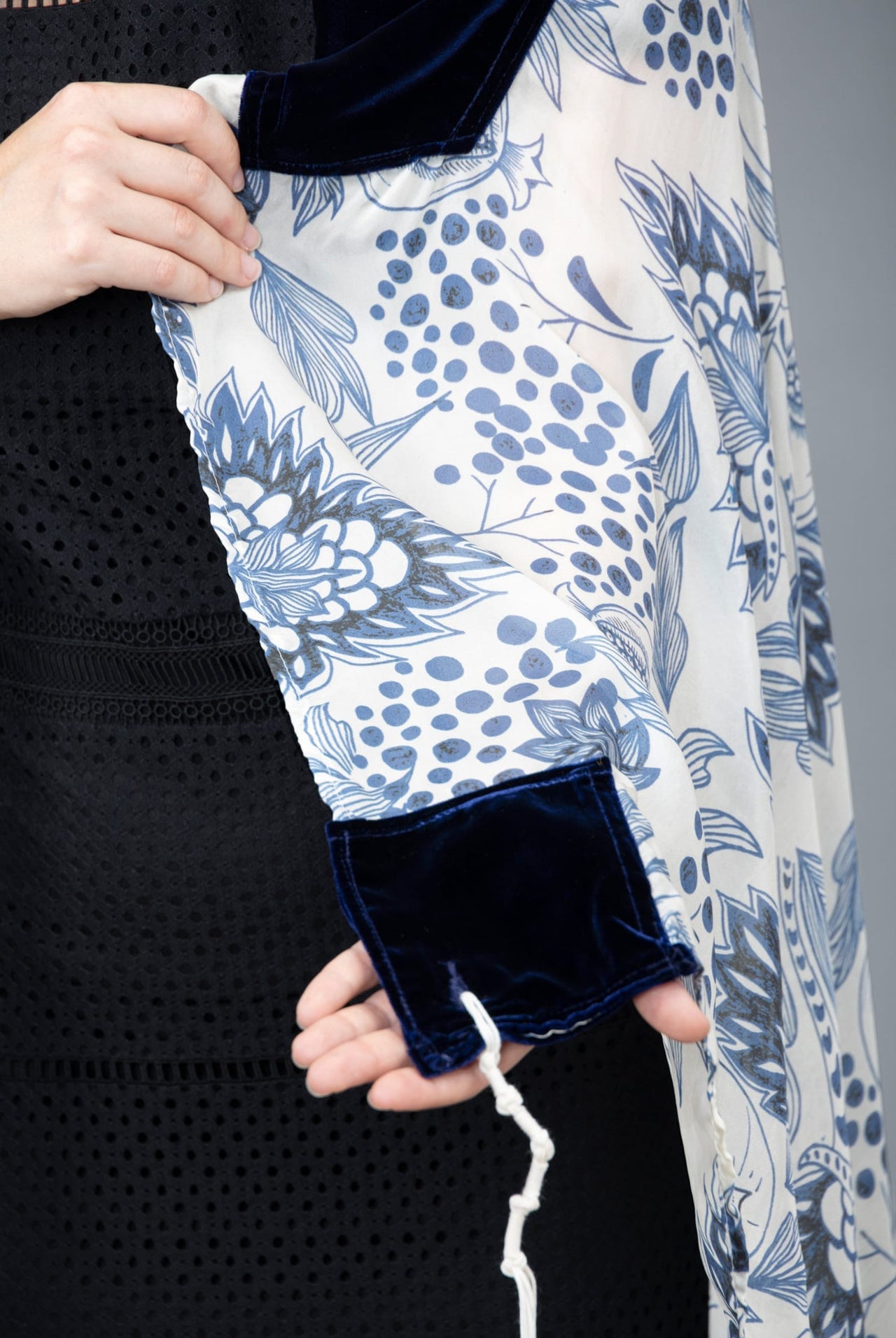 Elly Bovarnick Studios - Blue and White Pomegranate Silk Habotai Tallit - ModernTribe