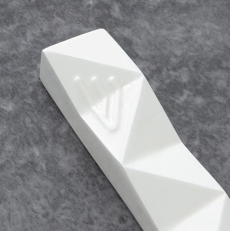 Studio Armadillo - White Bold Shin Studio Armadillo Mezuzah - ModernTribe