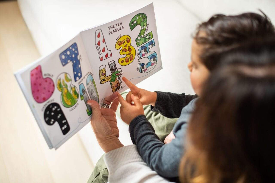 The Haggadah Collective - Hug - It - Out, a Lil Haggadah for Kids - ModernTribe