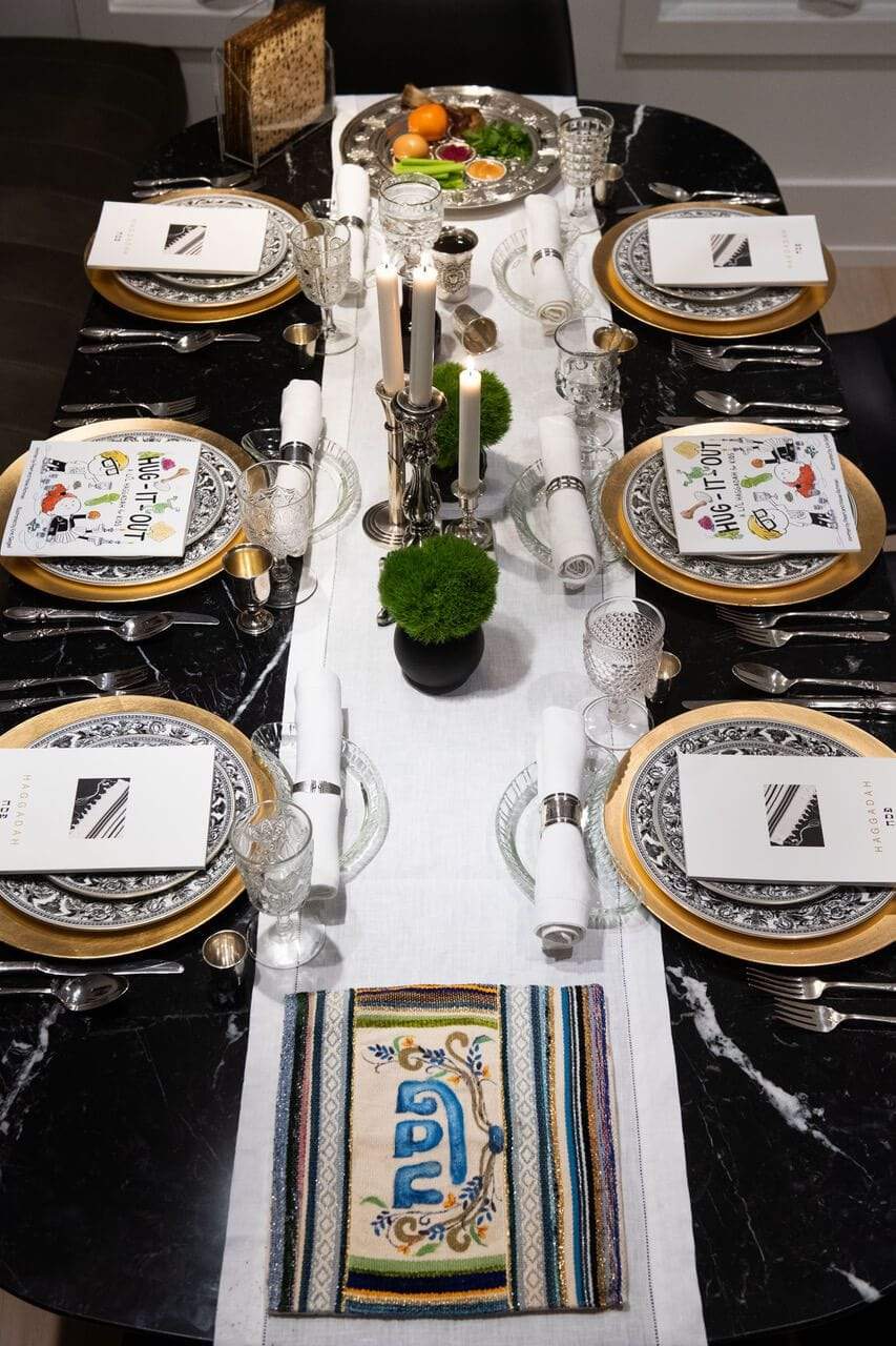 The Haggadah Collective - Hug - It - Out, a Lil Haggadah for Kids - ModernTribe