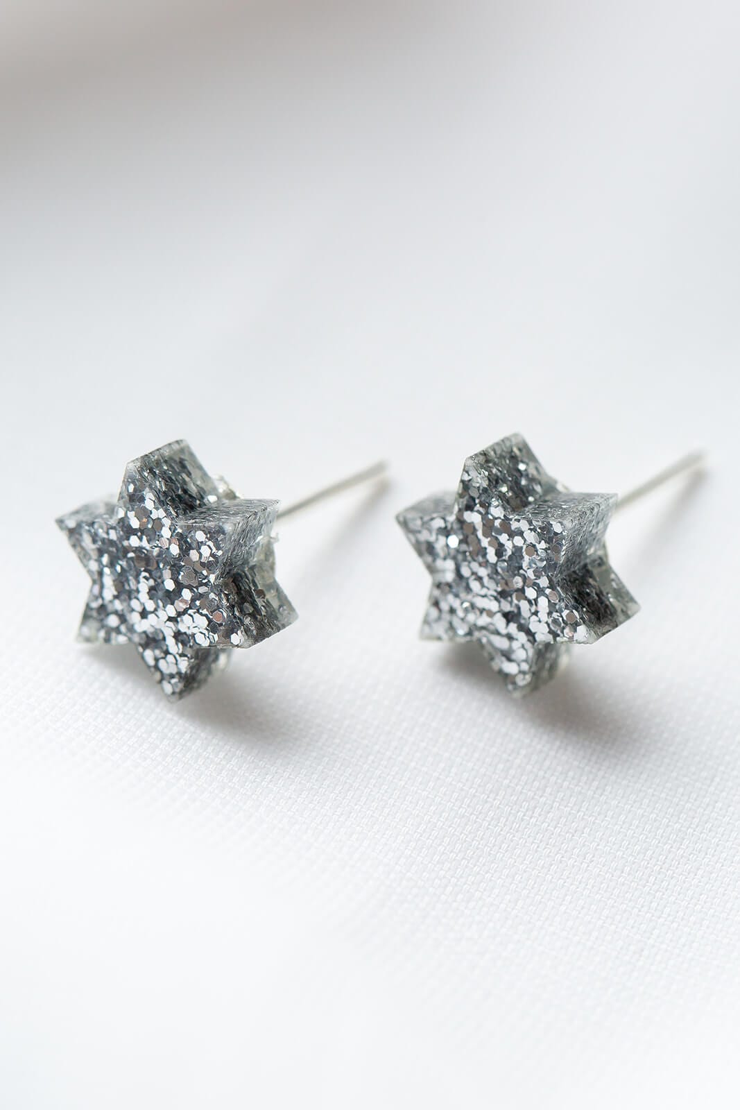 Ariel Tidhar Earrings Silver Mini Magen Studs - Silver Glitter