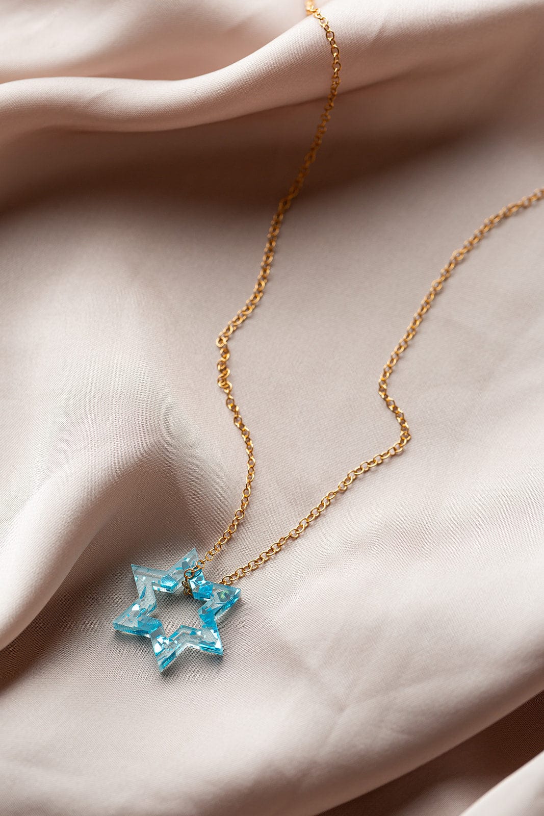 Ariel Tidhar - Petite Floating Magen Necklace - Blue Fleck - ModernTribe
