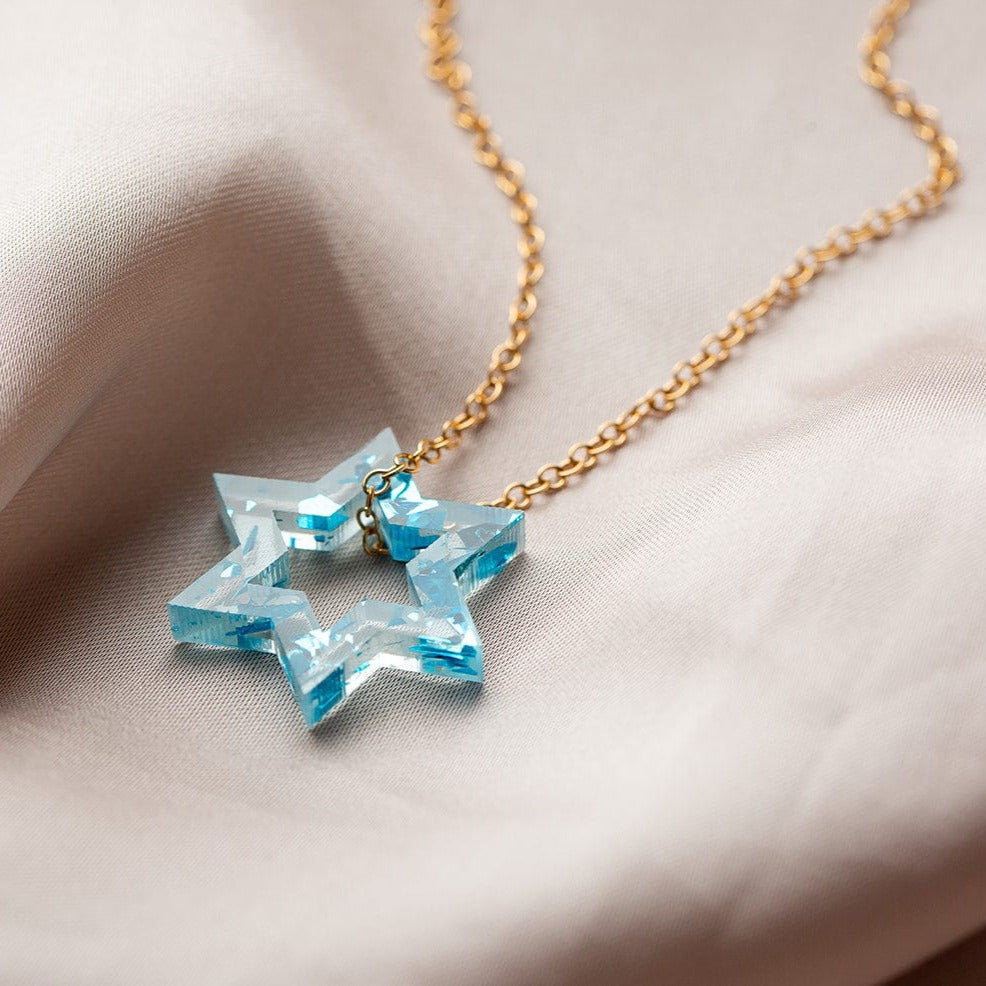 Ariel Tidhar Necklaces Blue Petite Floating Magen Necklace - Blue Fleck