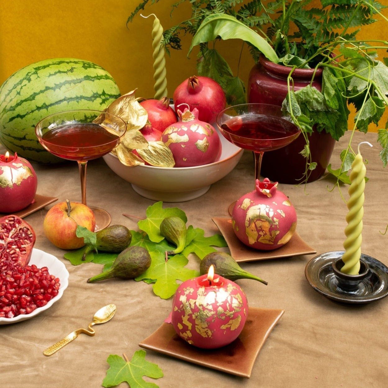Esh - Pomegranate Gold Leaf Candle - ModernTribe