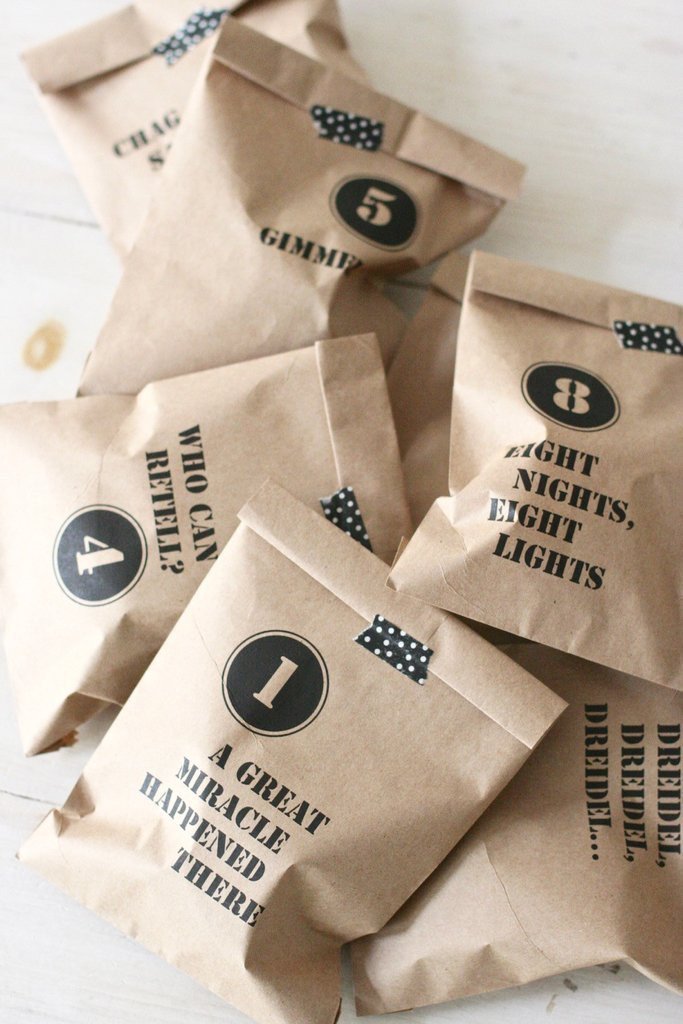 Chai and Home - Hanukkah Countdown Bags - Set of 8 - ModernTribe