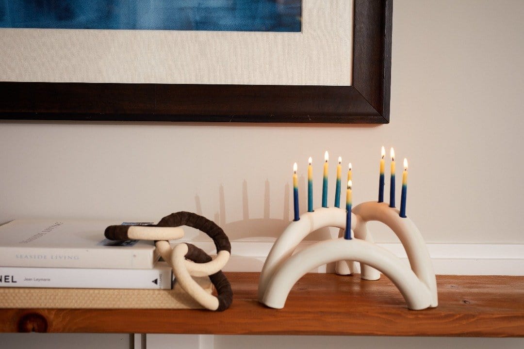 dumæ - Shana Menorah by Style Union Home - Blanc or Noir Blanc - ModernTribe