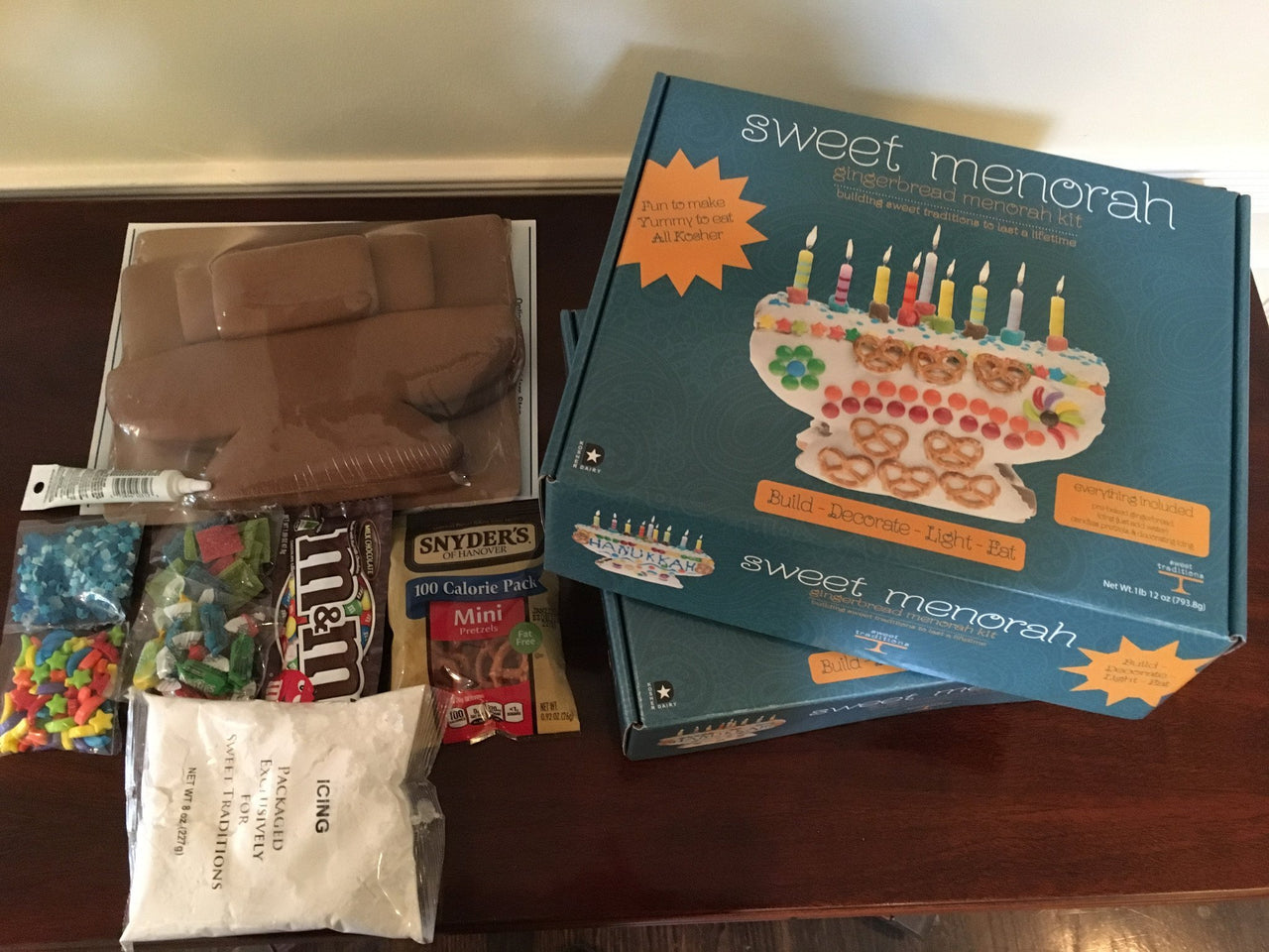 Linda's Gourmet Latkes - Sweet Menorah Gingerbread Kit - ModernTribe