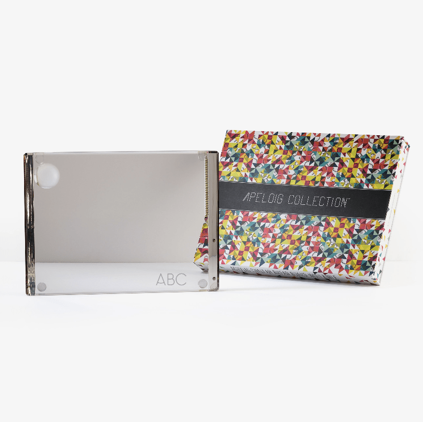 Apeloig Collection - Solid Acrylic Challah Board and Knife - ModernTribe