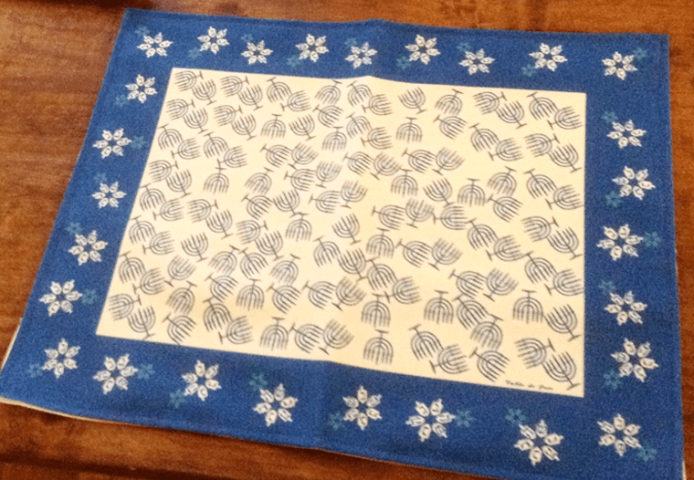 Table de Joie - Dreidel Placemats - ModernTribe