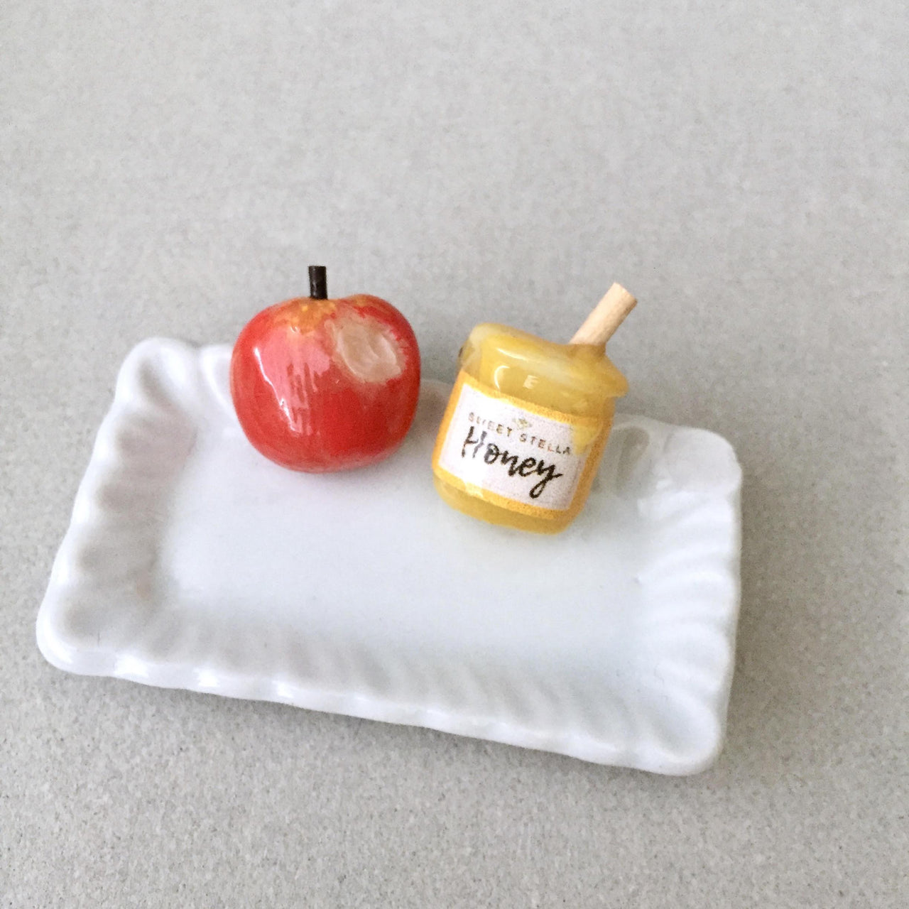 Sweet Stella - Apple and Honey Earrings - ModernTribe