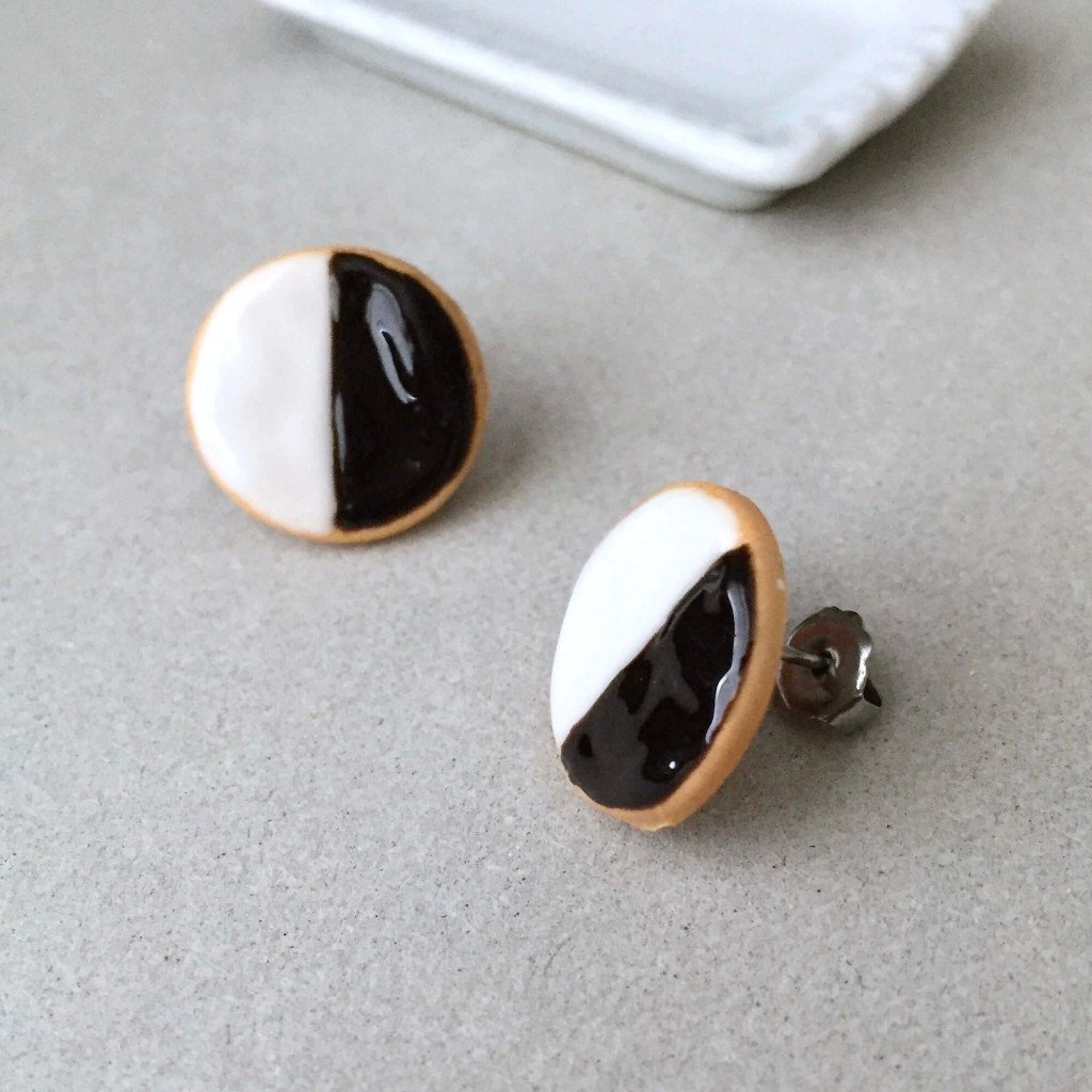Sweet Stella - Black & White Cookie Stud Earrings - ModernTribe