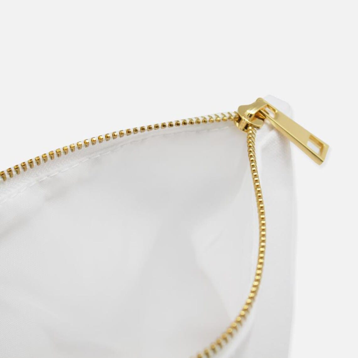 Rin Out Loud - White Floral Afikomen Bag - ModernTribe