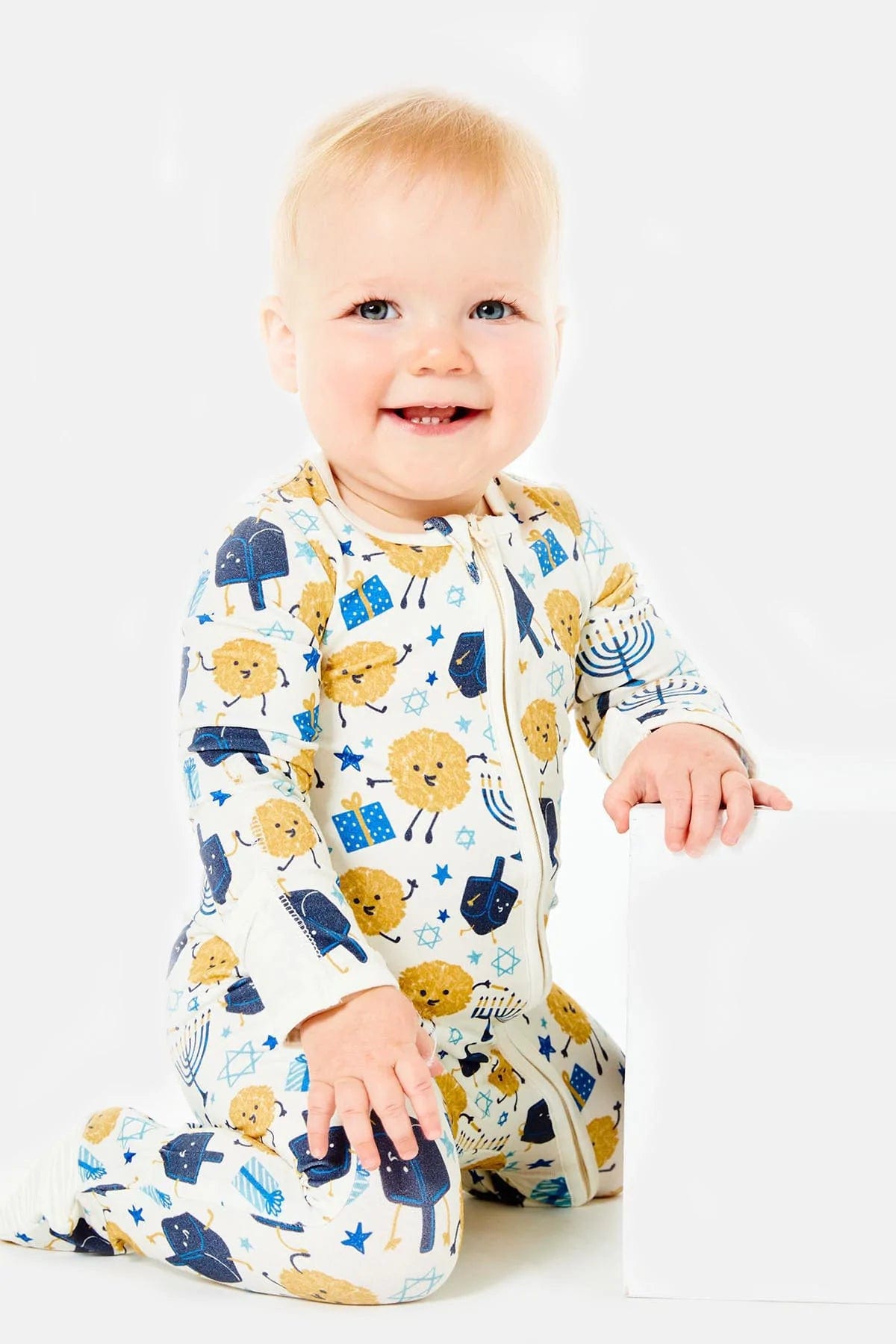 Clover Baby and Kids Pajamas Baby Hanukkah Soft & Stretchy Zipper Footie - (0-24M)